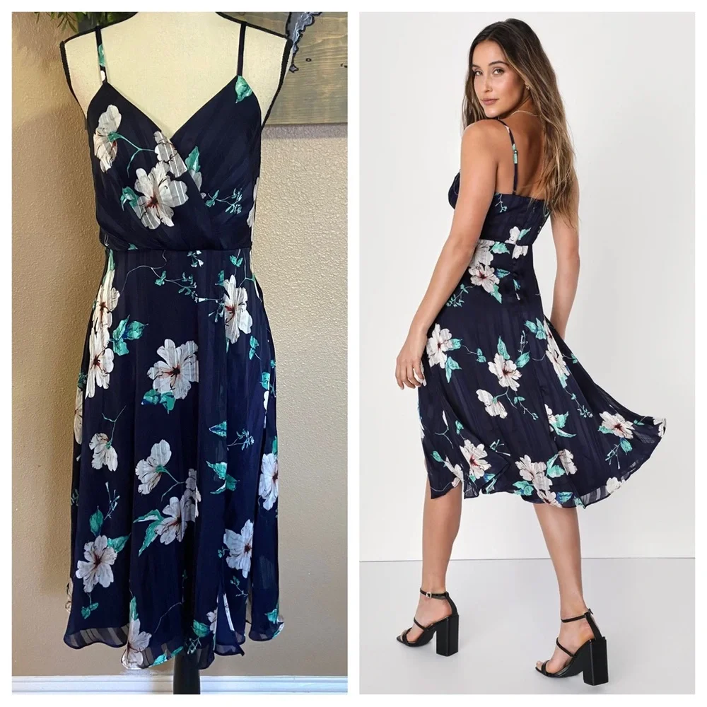 NWOT Lulus All About Love Navy Blue Floral Print Midi Dress